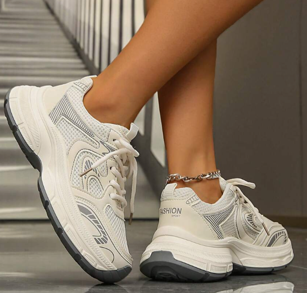 Comfortable Casual Sports Shoes For All Seasons